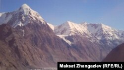 Ак-Шыйрак массиви, Нарын дарыясынын жогорку агымы, Ысык-Көл облусу.