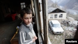 Официальной статистики по горным селам Грузии не существует, однако, по утверждению демографов, более 200 из них сегодня опустели