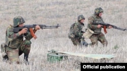 Nagorno-Karabakh -- Karabakh Armenian troops hold exercises.