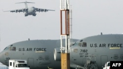 "Манас" аба майданындагы АКШ Транзиттик борбору.