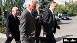 Իշխանության հետ երկխոսող ՀԱԿ պատվիրակությունը, 16 օգոստոս, 2011