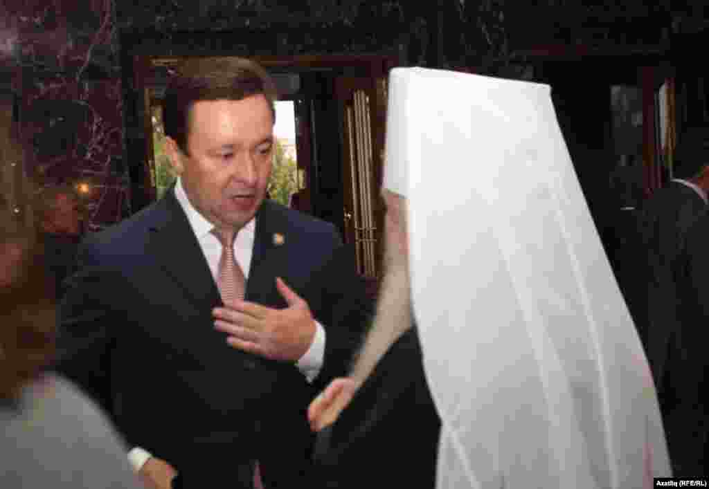 Татарстан хөкүмәте башлыгы Илдар Халиков (с) һәм Татарстан митрополиты Феофан