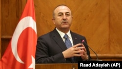 Թուրքիայի արտգործնախարար Մևլութ Չավուշօղլու, արխիվ