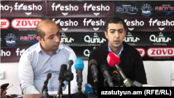 Ռոբերտ Քոչարյանի փաստաբանական խմբի անդամներ Հովհաննես Խուդոյանը (ձ) և Արամ Օրբելյանը: