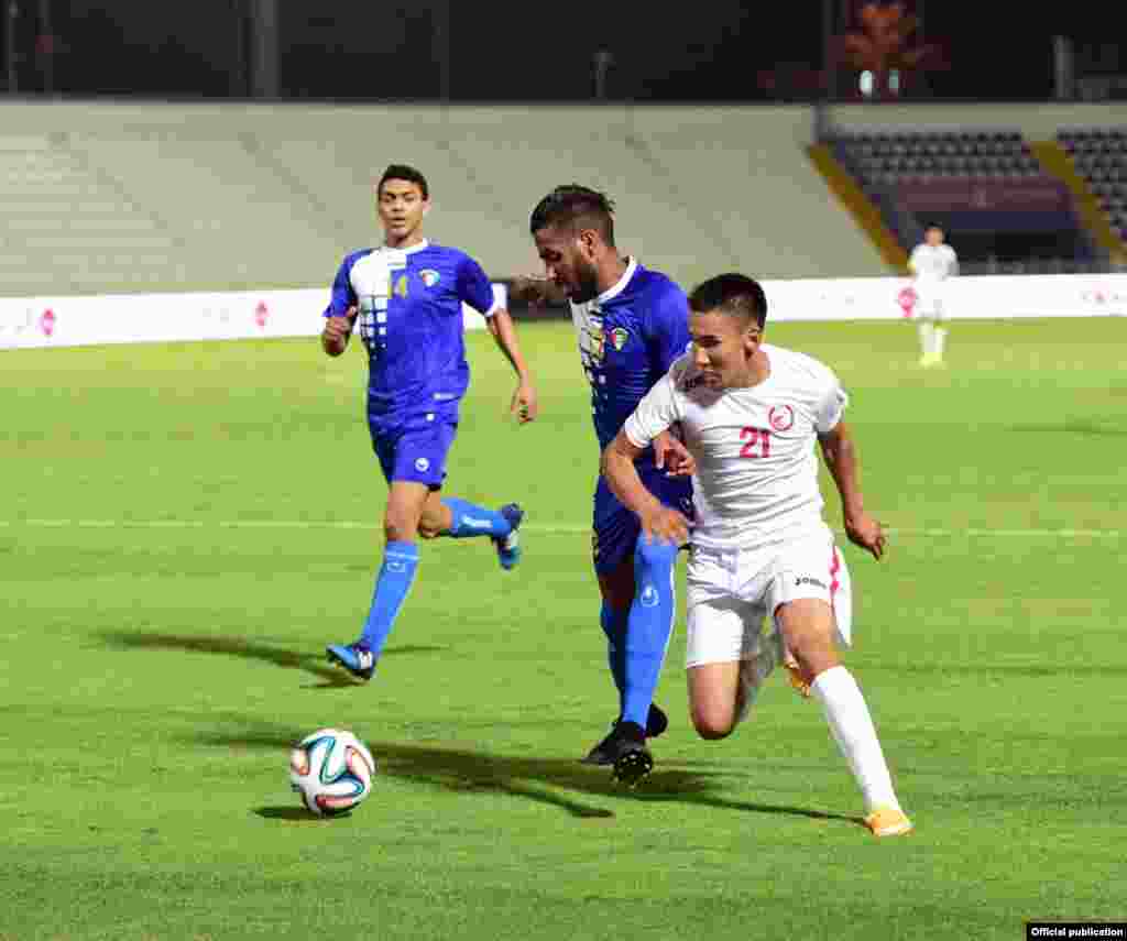 Ошол эле күнү В тайпасында Пакистандын 23 жашка чейинки курамасын Кувейт футболчулары 2:0 эсебинде утуп алышты. Буга чейин 16-майда Кыргызстан курамасы Кувейт менен 0:0 эсебинде тең ойногон. Ал эми иорданиялыктар пакистандык атаандаштарын 5:0 эсебинде жеңип алышкан эле.