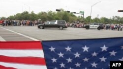 Похоронный кортеж Барбары Буш на улицах Хьюстона 