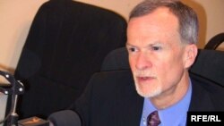 Кеннет Гросс, сафири ИМА дар Тоҷикистон