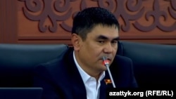 Айбек Осмонов.
