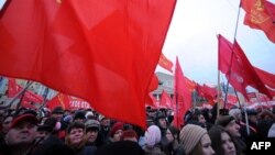 В России слишком сильна память о тех временах, когда 7 ноября был главным советским праздником