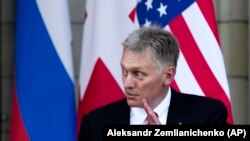 Кремлдин расмий өкүлү Дмитрий Песков. Женева. 16-июнь, 2021-жыл. 

