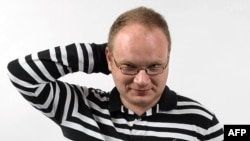 Журналист Олег Кашин, 2009-жылдын 20-августунда тартылган сүрөт.