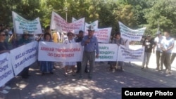 Акция с требованием освободить руководителя кооператива «Ихсан Групп ЛТД» Акинай Бекмурзаеву, 20 июля 2022 г.