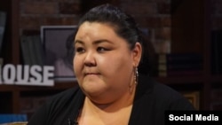 Айжан Мырсалиева.