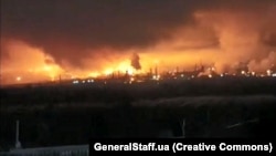 Орусия. Мунай ишканасында тутанган өрт. Архив сүрөт.