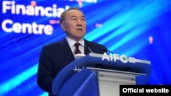 Қазақстан президенті Нұрсұлтан Назарбаев "Астана" халықаралық қаржы орталығының ашылу салтанатында. Астана, 5 шілде 2018 жыл.  