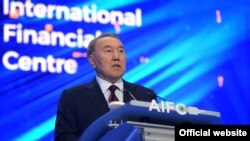 Президент Казахстана Нурсултан Назарбаев на открытии Международного финансового центра «Астана». 5 июля 2018 года.