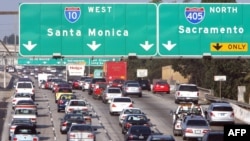 Америка любит большие и мощные автомобили. В ближайшее время им, возможно, придется привыкать к новым стандартам