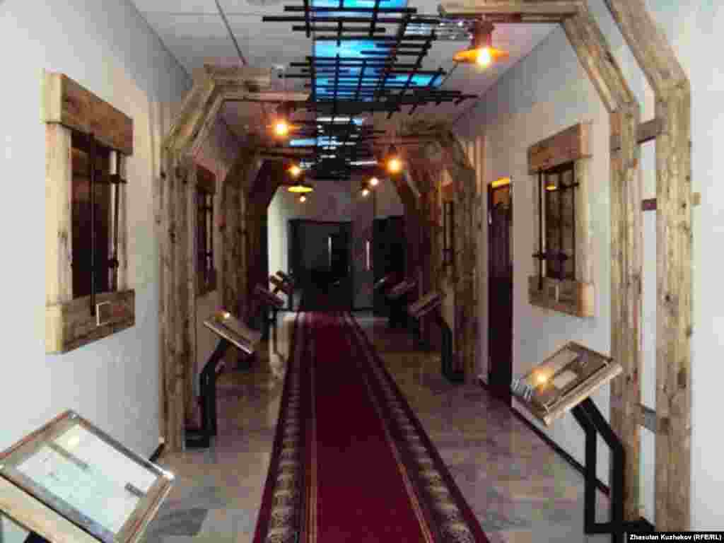 Казакстандын Караганды облусунун Долинка жергесинде саясий куугунтук жана сүргүн курмандыктарынын музейинин далиси. 31.5.11. 