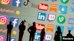 عکس از آرشیف