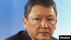 Թիմուր Կուլիբաև, արխիվ