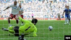 Մեծ Բրիտանիա - Անգլիական ֆուտբոլային ակումբների հանդիպում Լոնդոնի «Ուեմբլի» մարզադաշտում, արխիվ