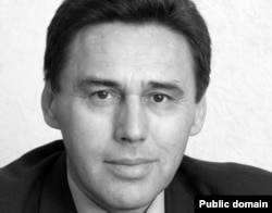 Роберт Мортазин