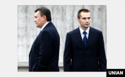 Екс-президент Віктор Янукович із сином Олександром