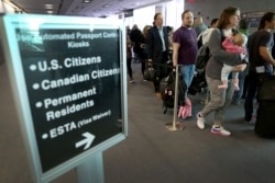 Пограничный контроль в аэропорту Майами