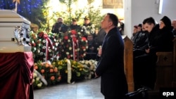 Президент Польщі Анджей Дуда на церемонії прощання з Лукашем Урбаном, 30 грудня 2016 року