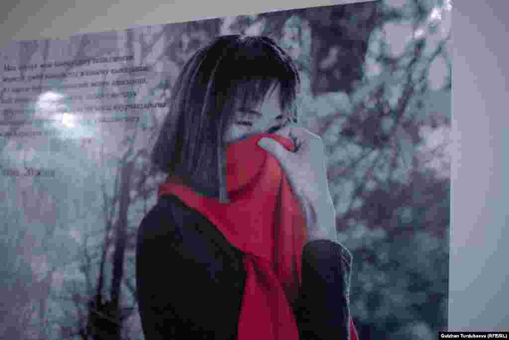 &nbsp;Бириккен Улуттар Уюмунун маалыматына караганда, дүйнөдө ар бир үчүнчү аял зордук-зомбулуктан жапа чегет.&nbsp;