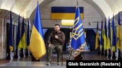 Ուկրաինայի նախագահ Վլադիմիր Զելենսկին Կիևի մետրոպոլիտենում ասուլիսի ժամանակ, 23-ը ապրիլի, 2022թ․