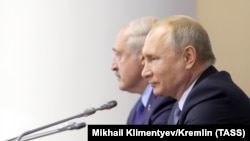 Аляксандр Лукашенка Владимир Путин билан.