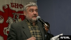 Уладзімер Арлоў