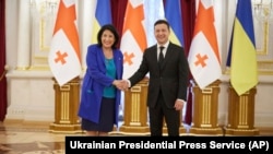 Саломе Зурабишвили и Владимир Зеленский, архивная фотография