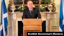 На снимке: первый министр Шотландии Алекс Салмонд

