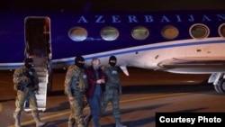 Ադրբեջանին արտահանձնված բլոգեր Ալեքսանդր Լապշինը՝ Բաքվում, արխիվ 