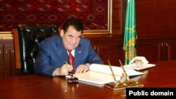 Сафармурод Ниёзов