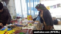 Türkmenistanda buluç etnik azlygynyň wekilleri Mary welaýatynda kowçum bolup ýaşaýar.