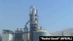 Цементный завод в Яванском районе