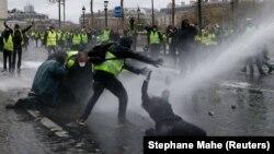 Акциядан бир көрүнүш.