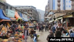 شهروندان کابل در مندوی این شهر