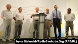 Прес-конференція з вимогою ввести мораторій на зміни до Конституції в частині децентралізації, Київ, 13 серпня 2015 року