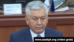 Иса Өмүркулов.