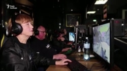 Київські пенсіонери відкрили для себе Counter Strike