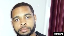 Мика Жонсон