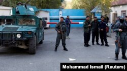 آرشیف، نیروهای امنینی افغانستان در مقابل پوهنتون کابل