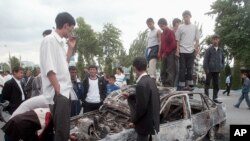 2005-жылы Анжиянда нааразылык жыйындарын аёосуз басуу учурунда жүздөгөн адамдар жок кылынган.