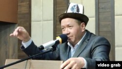 Бакай Кашкарбаев.