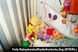 Іграшки малечі в основному принесені волонтерами