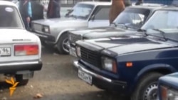 Кыргыз базарындагы орус машинелери